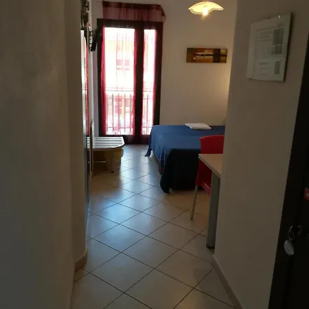 Bed & Breakfast La Del Mare -domo- La Caletta