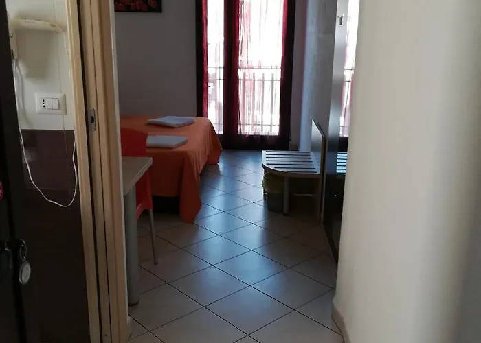 Frühstückspension La Del Mare -domo- La Caletta