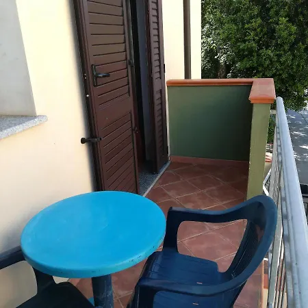 Bed & Breakfast La Del Mare La Caletta